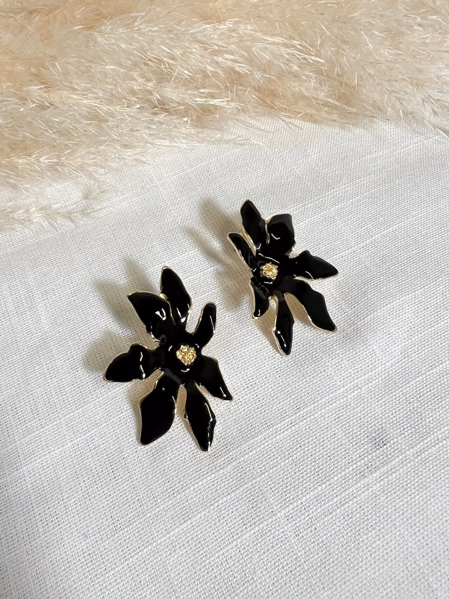 Boucles 42 - fleures noires